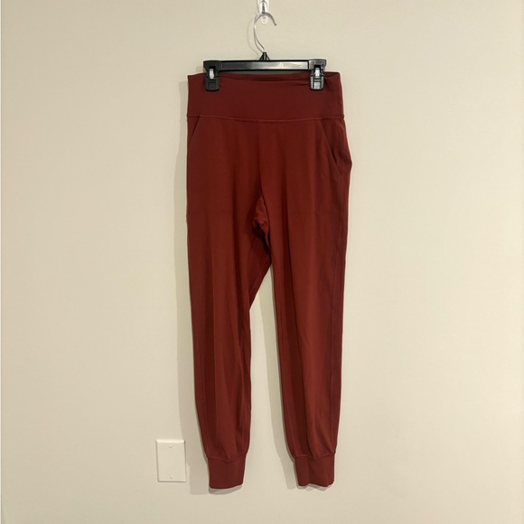 Lululemon Align Jogger - Mulled Wine - Picture 3 of 6